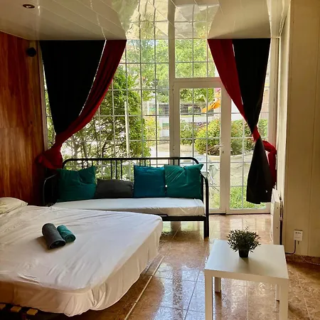 Alquilersalou Loft B Apartamento *